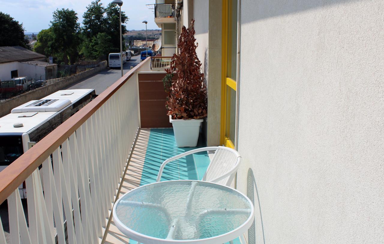 Archinue Apartment Syracuse Exterior photo
